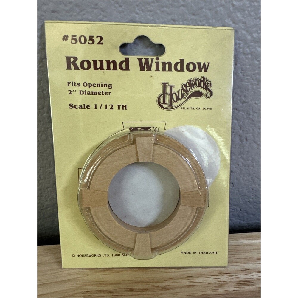 Houseworks Dollhouse Round Window #5052 1:12 Scale
